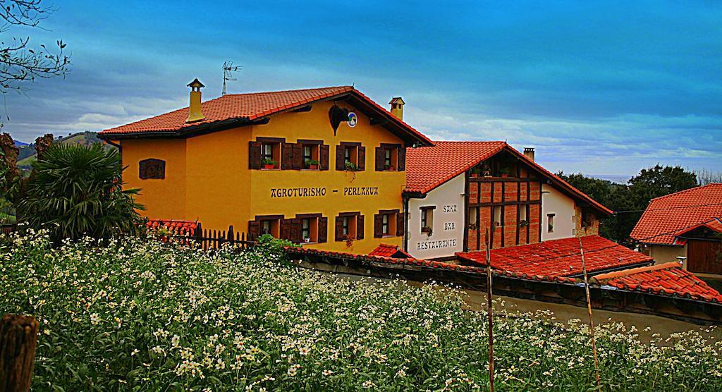 Vila Perlakua Saka Deba Exteriér fotografie