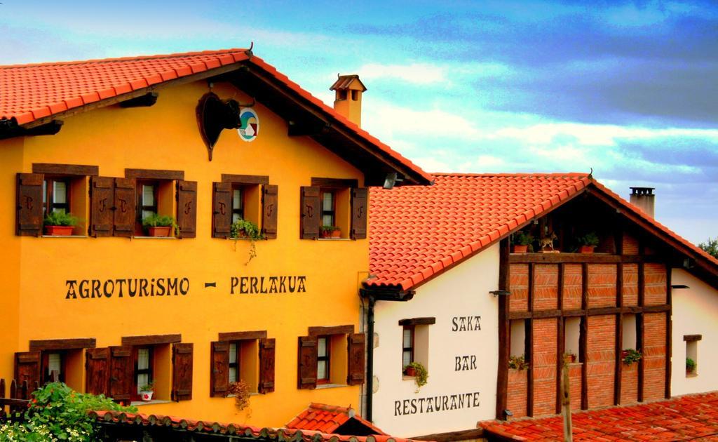 Vila Perlakua Saka Deba Exteriér fotografie